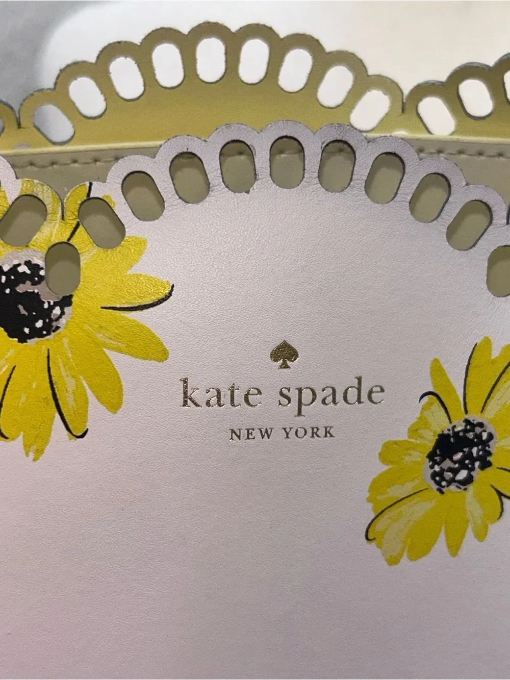 Kate Spade “Oops A Daisy” Daisy Bee 100% Cowhide Leather Large Tote Purse Bag